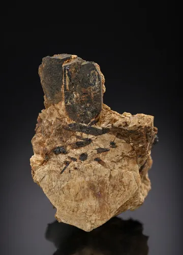 Samarskite from Norway