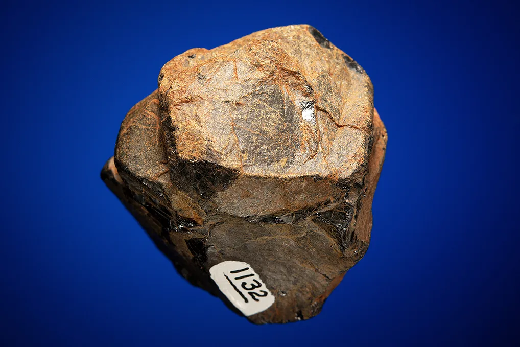 Samarskite-(Y) - image 3