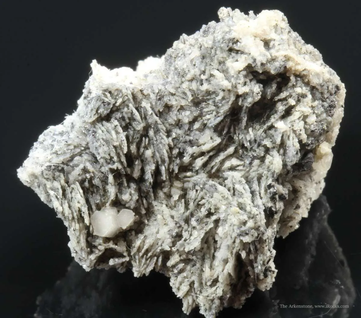 Samsonite With Quartz and Proustite - image 2