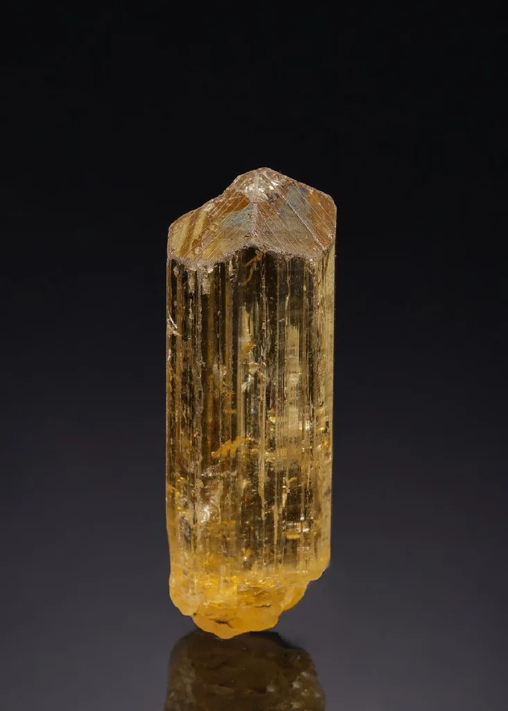 Scapolite image