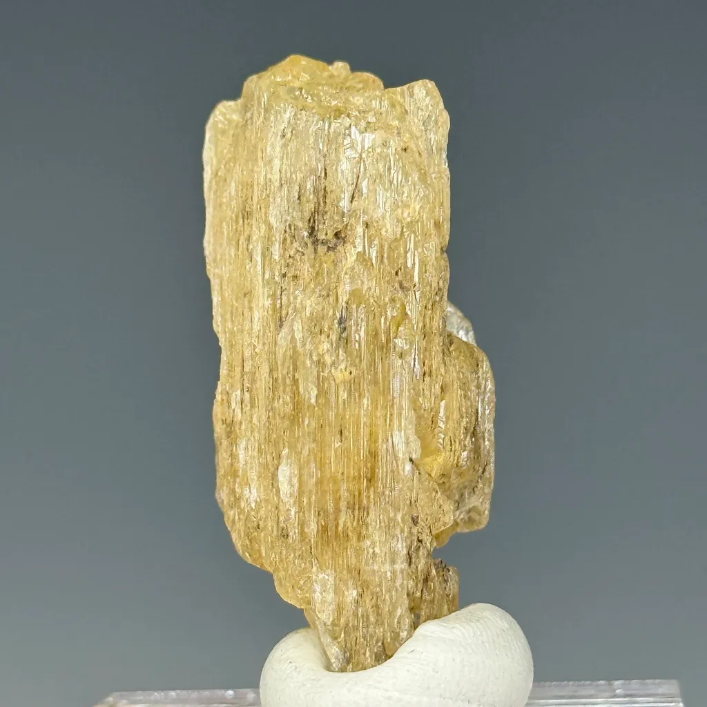 Scapolite - image 2