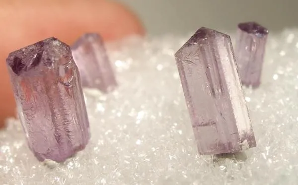 Scapolite - image 2