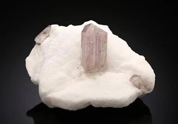 Scapolite image