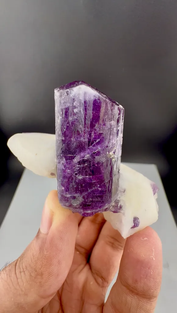 Scapolite from Afghanistan image