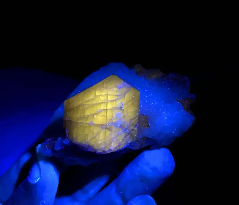 Scapolite from Afghanistan - image 4