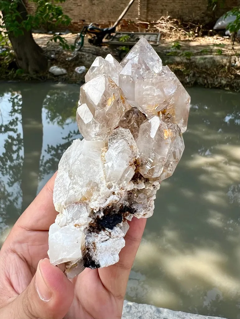 Sceptre window Quartz cluster on Matrix from Afghanistan - image 5
