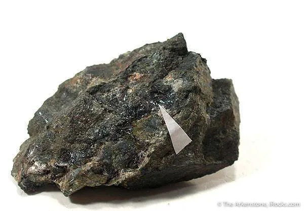 Schafarzikite Xls on Kermesite Xls - image 1