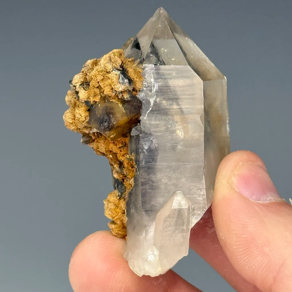 Scheelite image