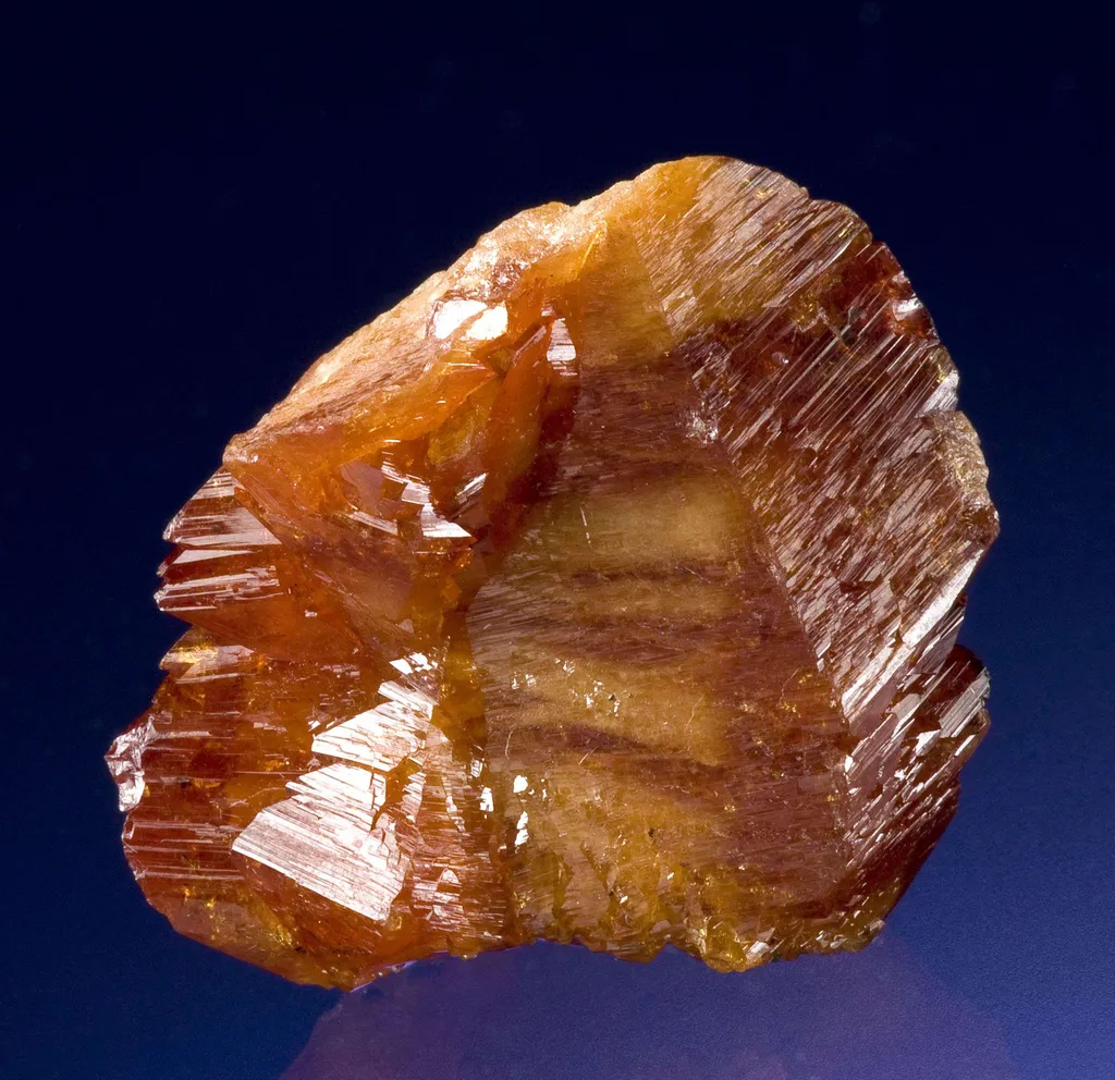 Scheelite - image 4