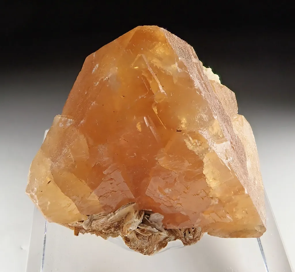Scheelite - image 3