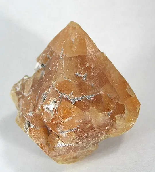 Scheelite image