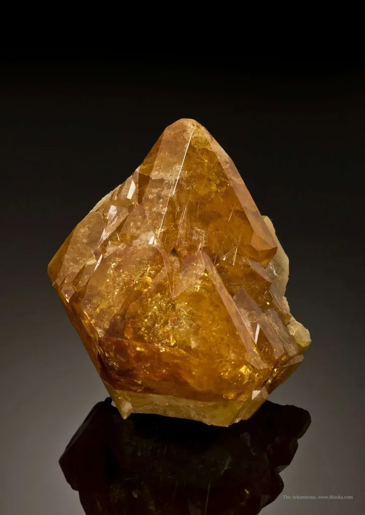 Scheelite image