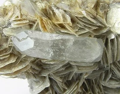 Scheelite, Beryl - image 3