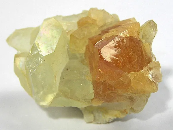 Scheelite, Beryl image