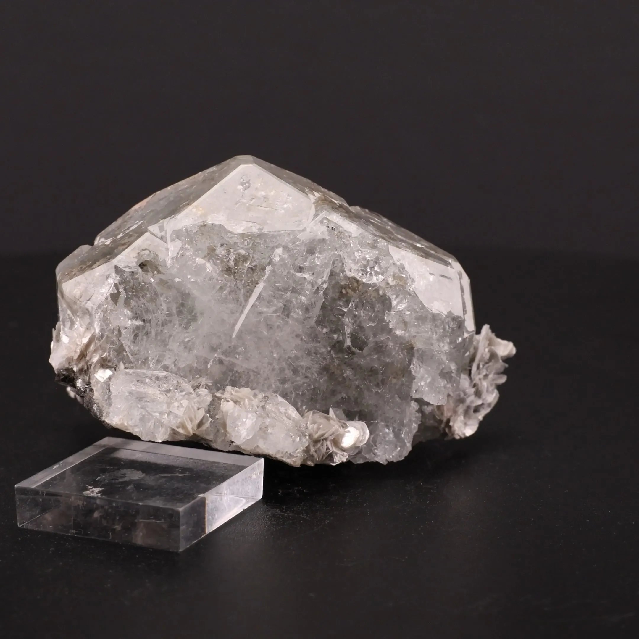 Scheelite, Beryl - image 2