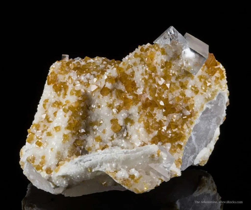Scheelite, Dolomite, Fluorite, Quartz - image 3
