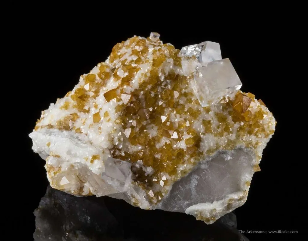 Scheelite, Dolomite, Fluorite, Quartz - image 4