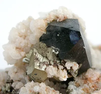 Scheelite, Dolomite, Pyrite - image 3