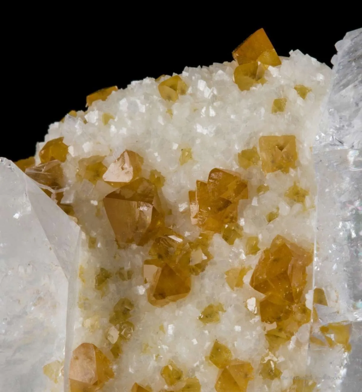 Scheelite, Dolomite, Quartz - image 2