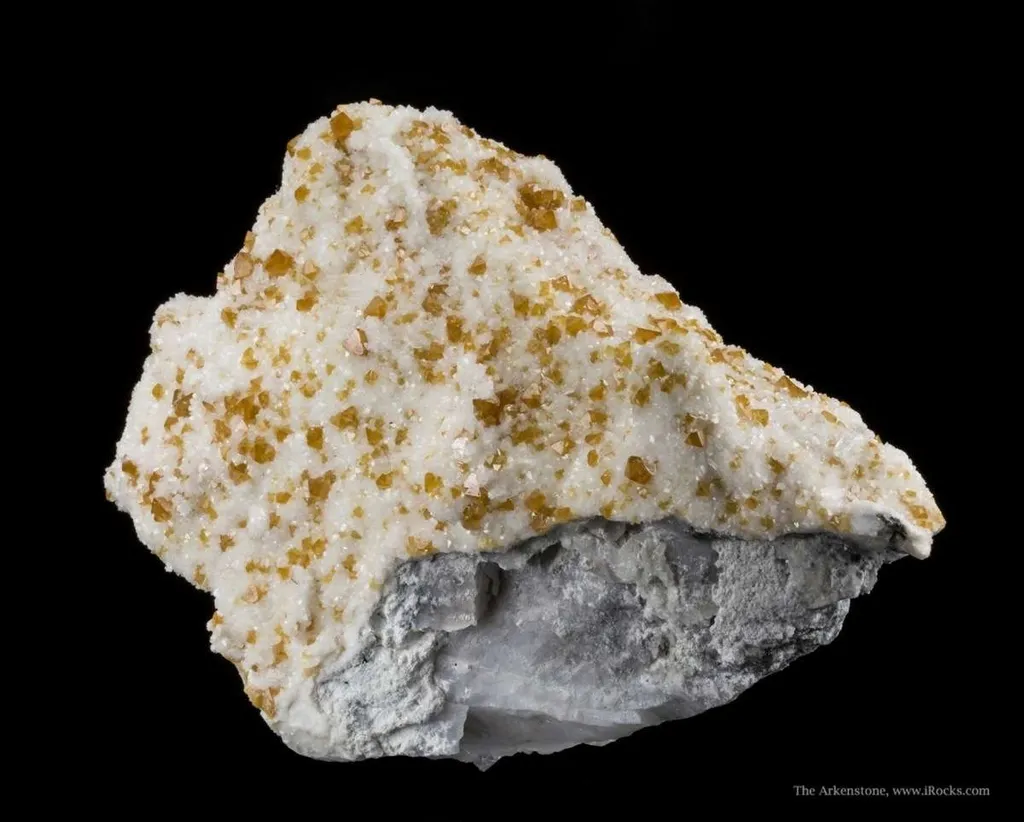 Scheelite, Dolomite, Quartz - image 3