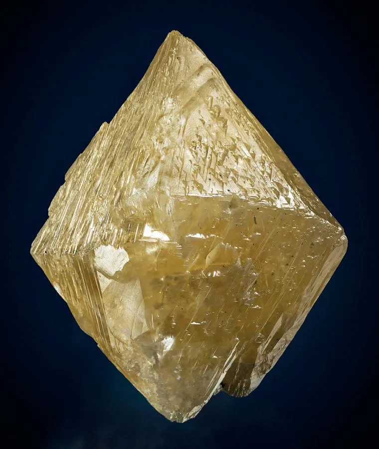 Scheelite image