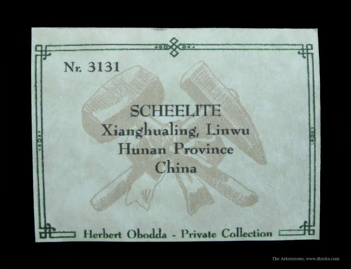 Scheelite (Fluorescent) - image 5