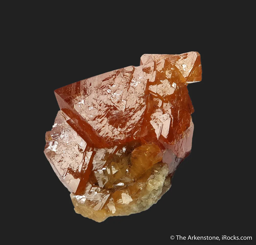 Scheelite (fluorescent) - image 14