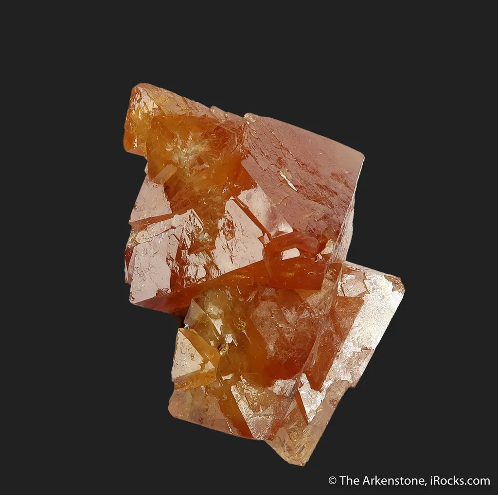 Scheelite (fluorescent) - image 11