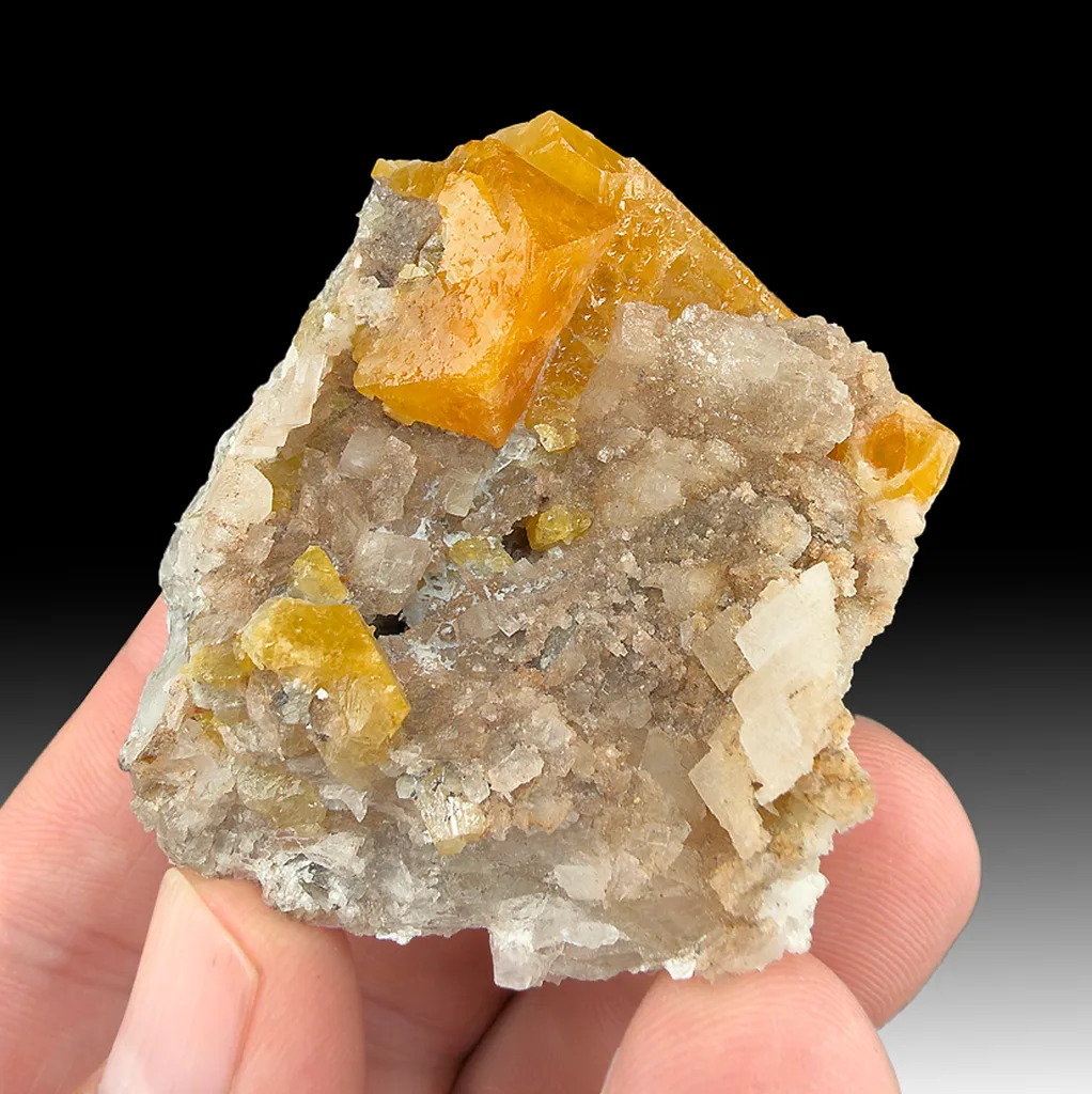 Scheelite from Pingwu Co., Sichuan, China - image 1