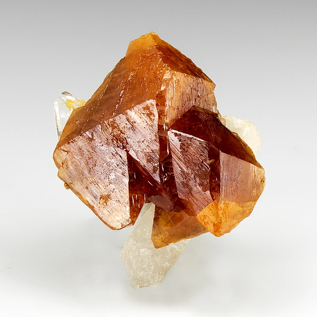 Scheelite from Pingwu Co., Sichuan, China image
