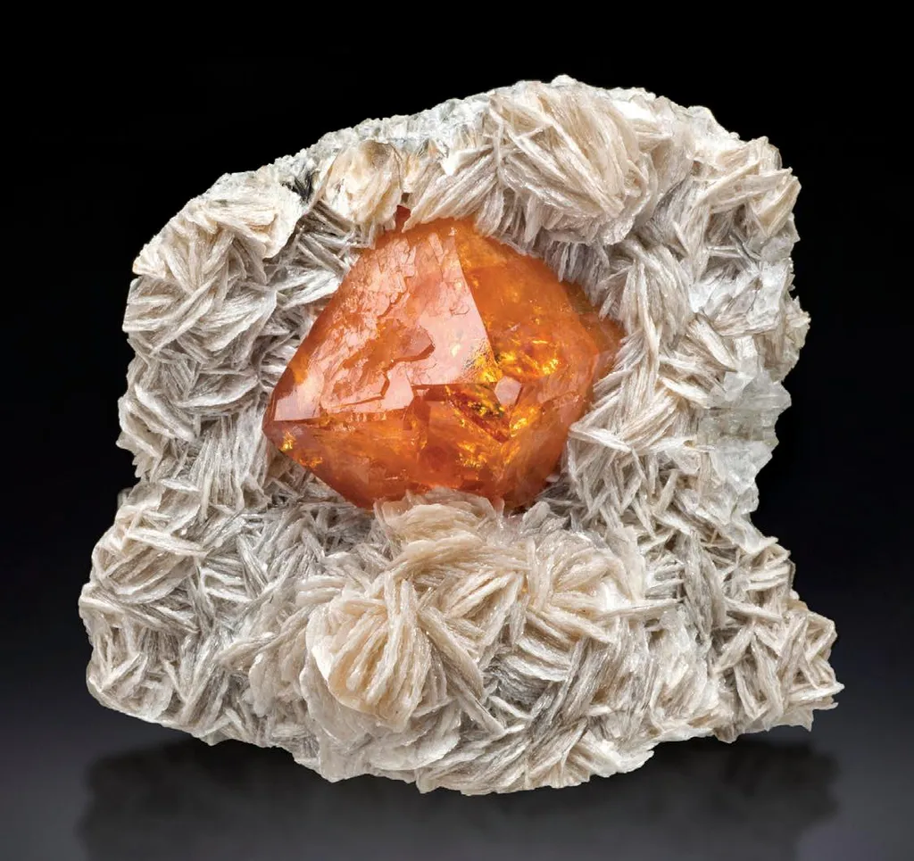 Scheelite, Muscovite image