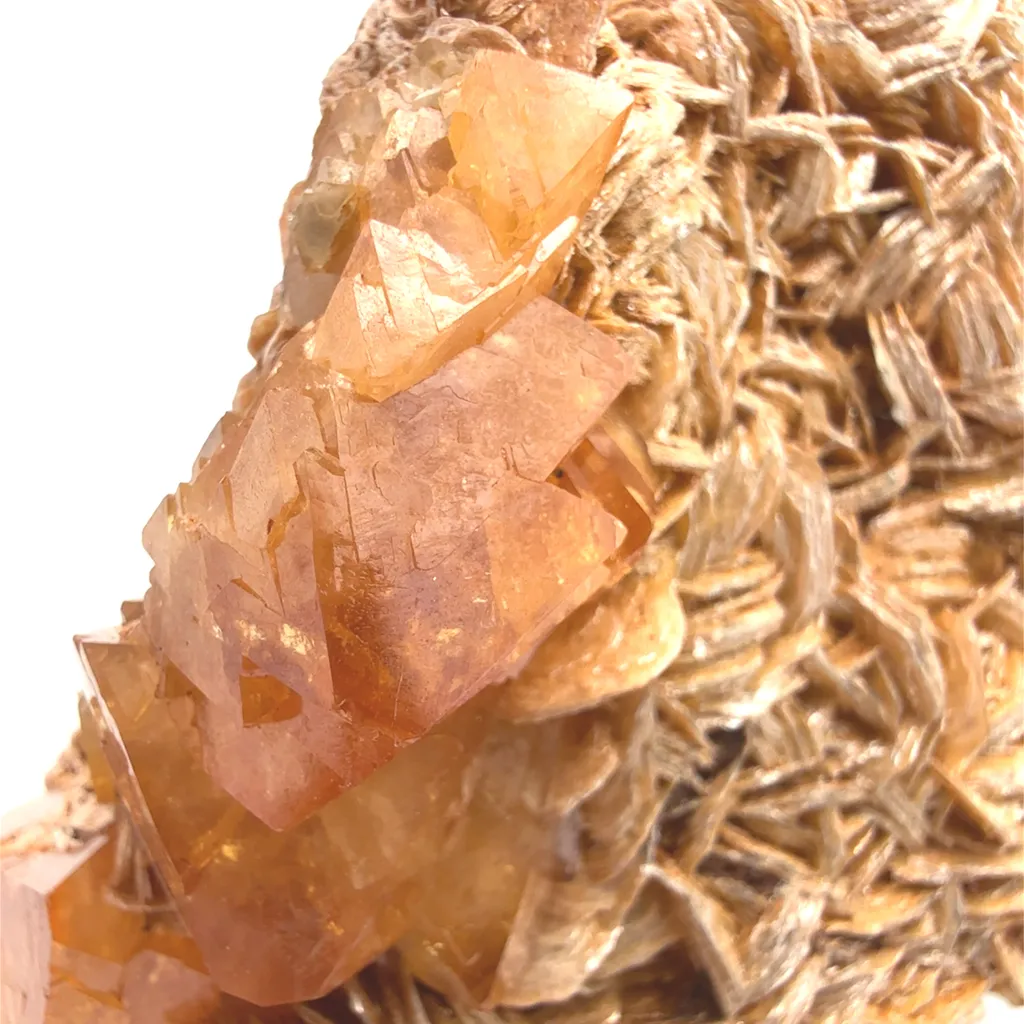Scheelite on Muscovite - China, Sichuan, Pingwu Beryl Mine - image 6