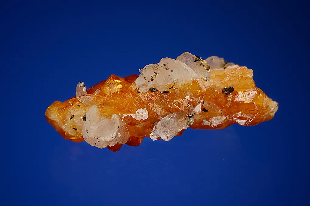 Scheelite with Dolomite - image 3