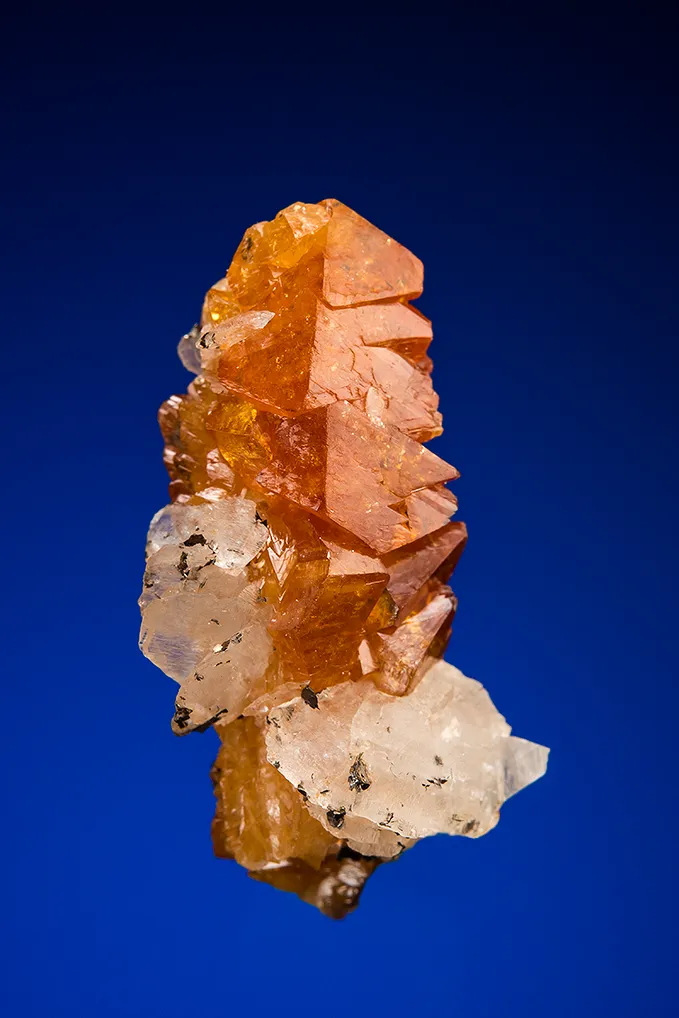 Scheelite with Dolomite image