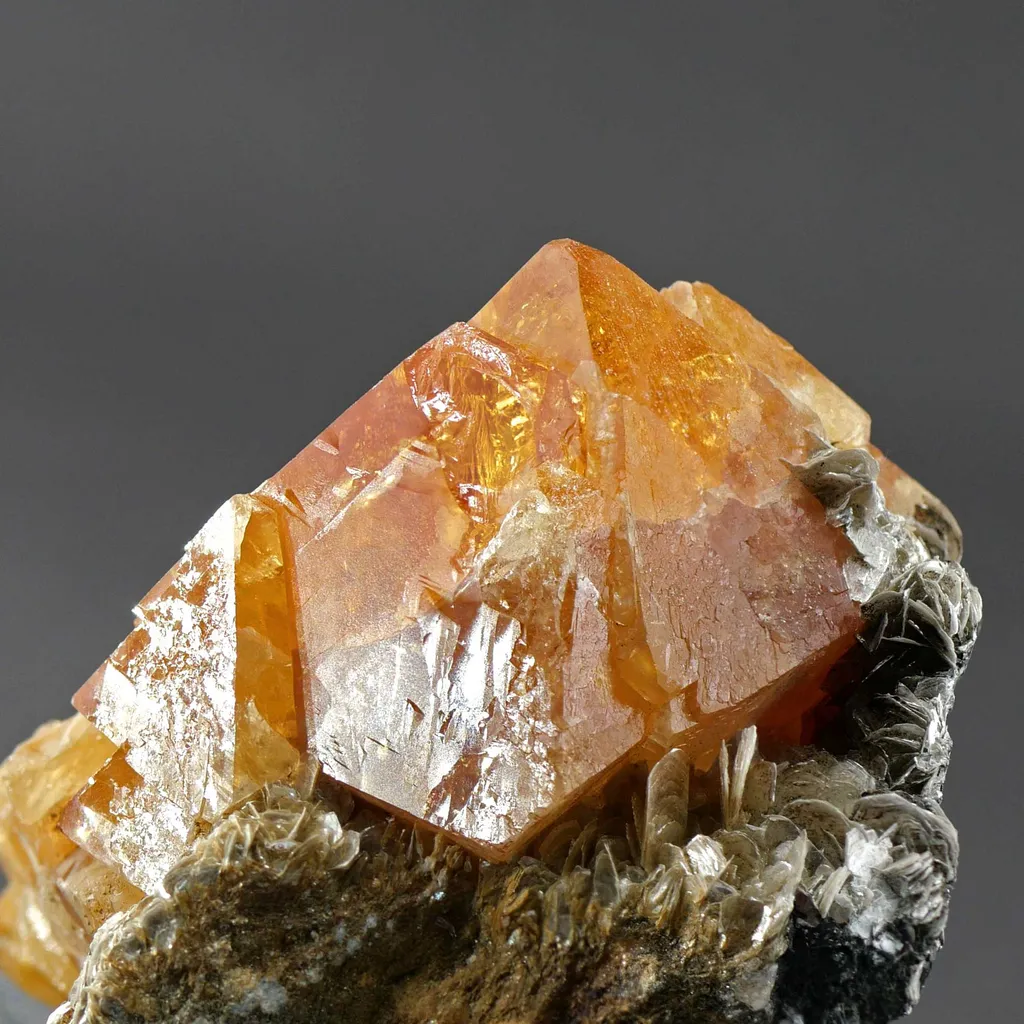 Scheelite with Muscovite from Mt. Xuebaoding, Pingwu, Sichuan Province, China - image 3
