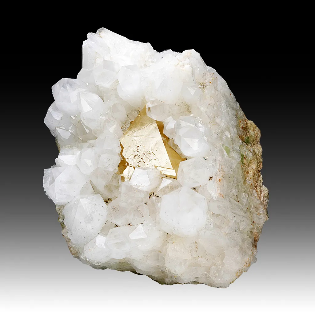 Scheelite with Quartz image
