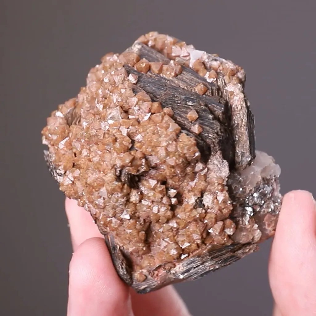 Scheelite with Zinnwaldite - image 2