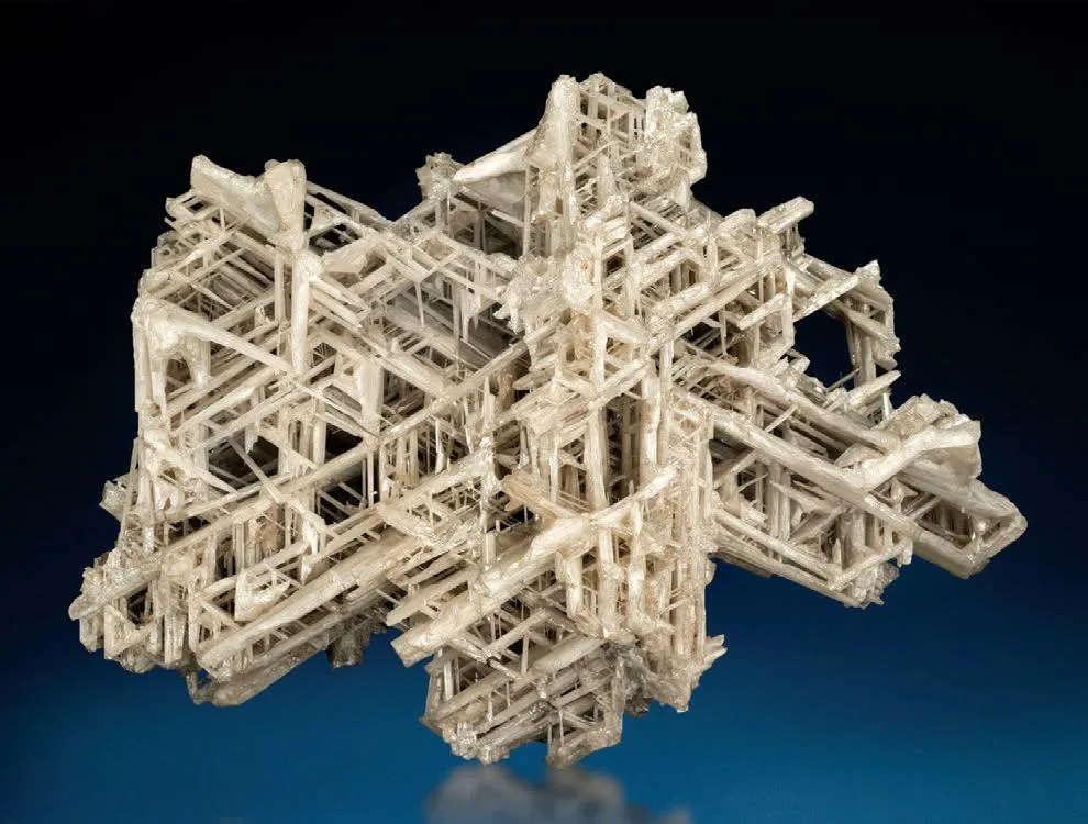 Scholzite, cryptomelane, Parahopeite - image 1