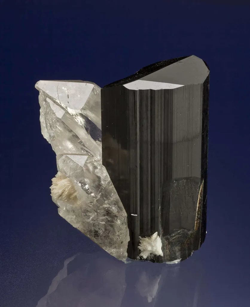 Schorl and Quartz - image 3
