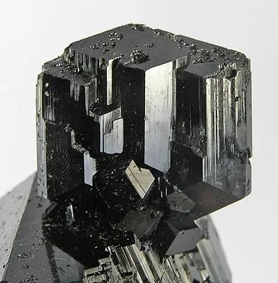Schorl - image 2