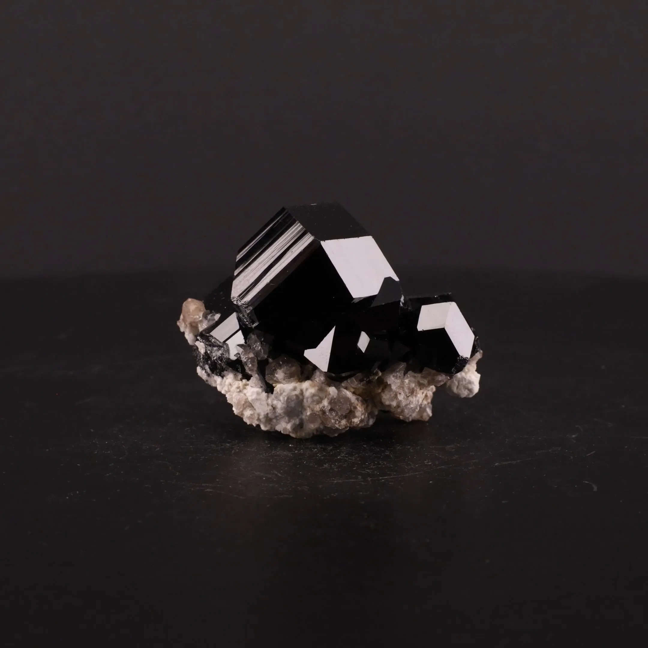 Schorl - image 2