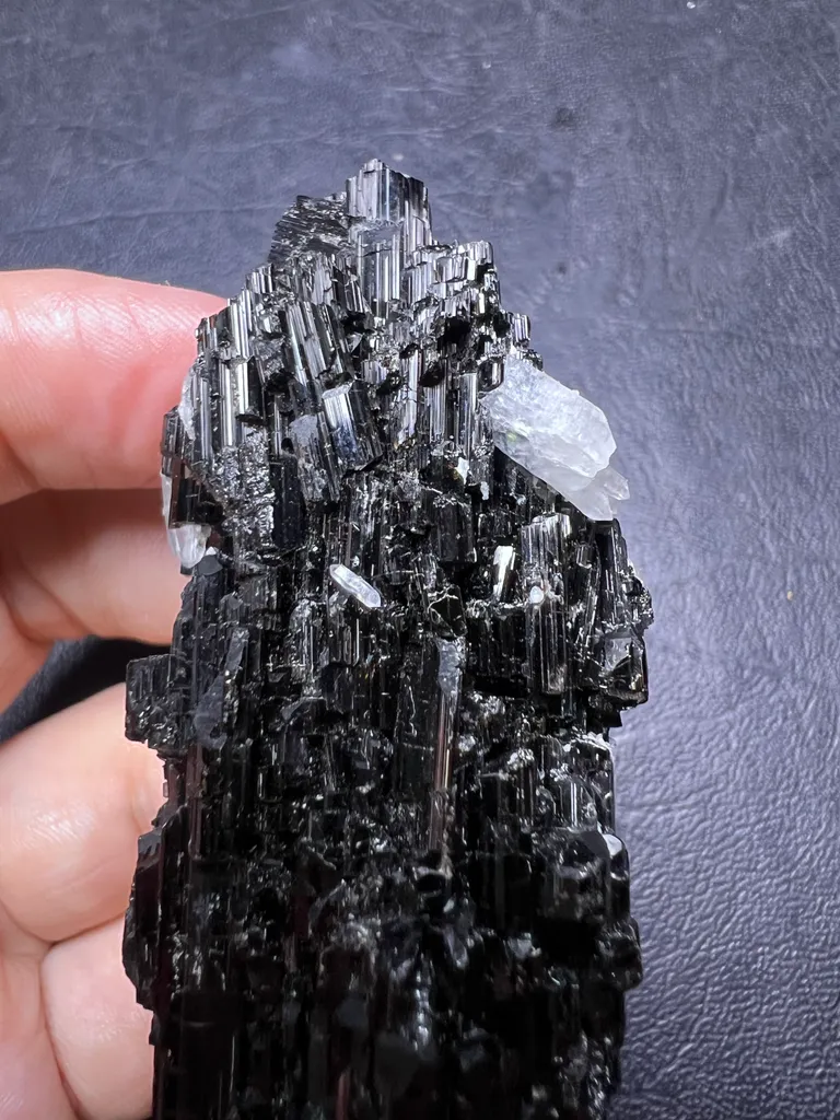 Schorl from Pakistan, Gilgit-Baltistan, Shigar District, Basha Valley, Arondu - image 4