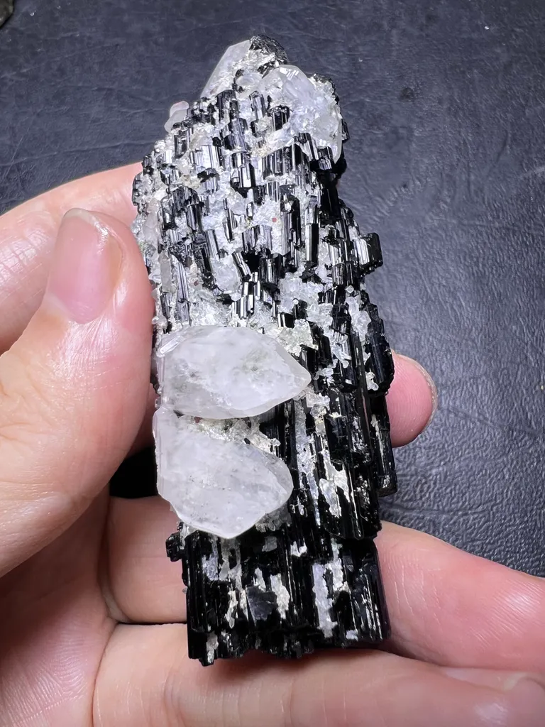 Schorl from Pakistan, Gilgit-Baltistan, Shigar District, Basha Valley, Arondu - image 5