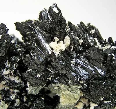 Schorl, Opal (Var: Opal-An) - image 2