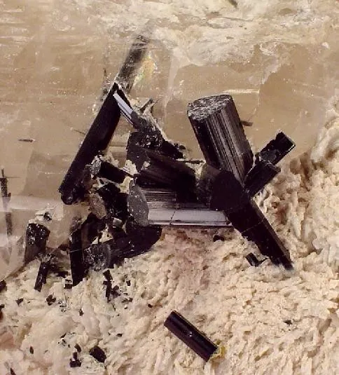 Schorl, Quartz, Albite (Var: Cleavelandite), Microcline - image 2
