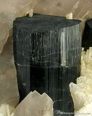Schorl, Quartz, Cleavelandite - image 3