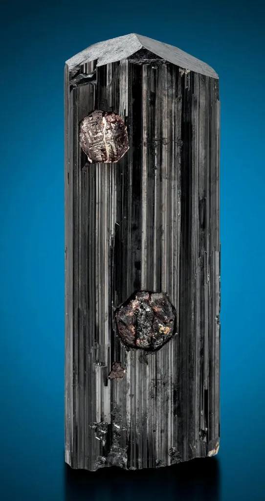 Schorl, Spessartine - image 2