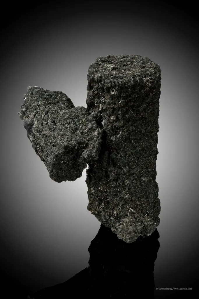 Schorl (Tourmaline) After Aquamarine (Beryl) - image 4