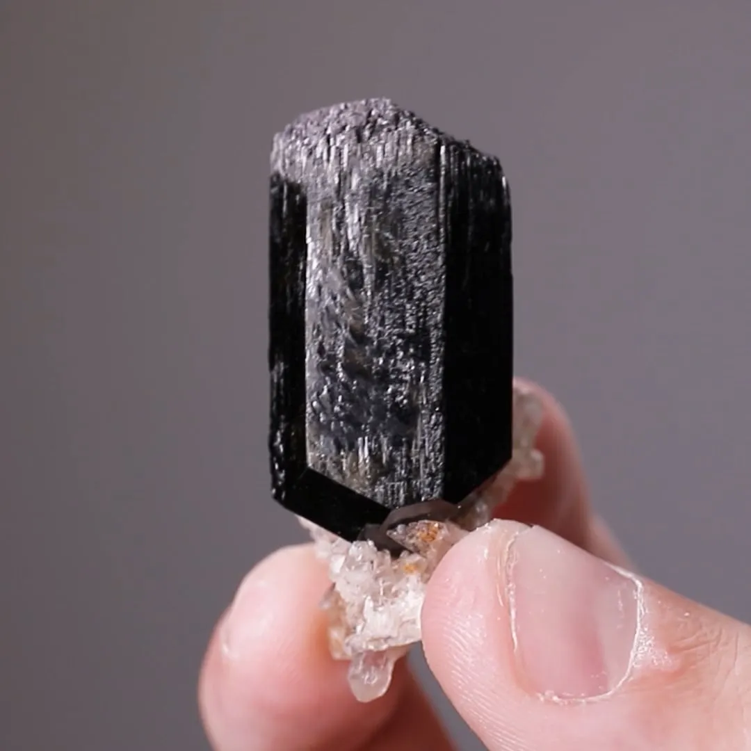 Schorl Tourmaline group - image 2