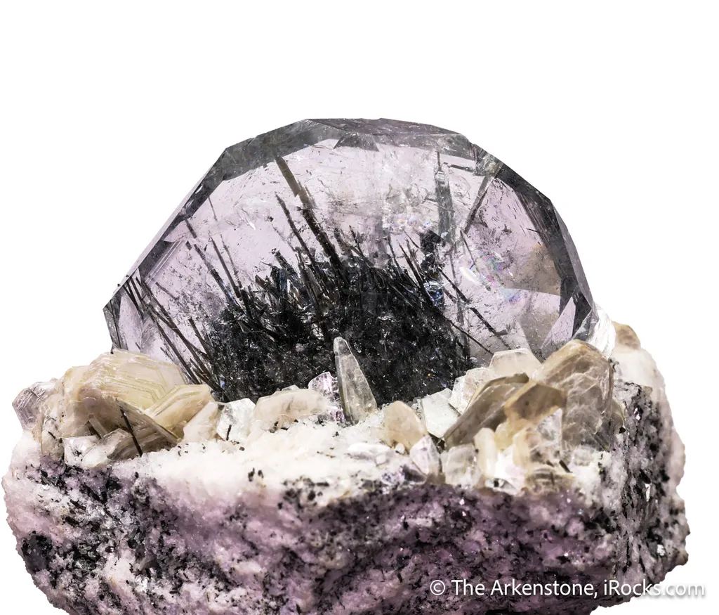 Schorl Tourmaline inclusions in Beryl var. Aquamarine